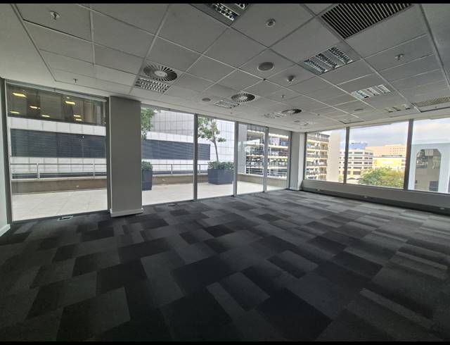 1,094M² OFFICE TO LET IN SANDTON CENTRAL